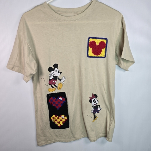 Disney Mickey Mouse Graphic Tee with Crochet Patches Size XS(1) Short Sleeve - Picture 1 of 13